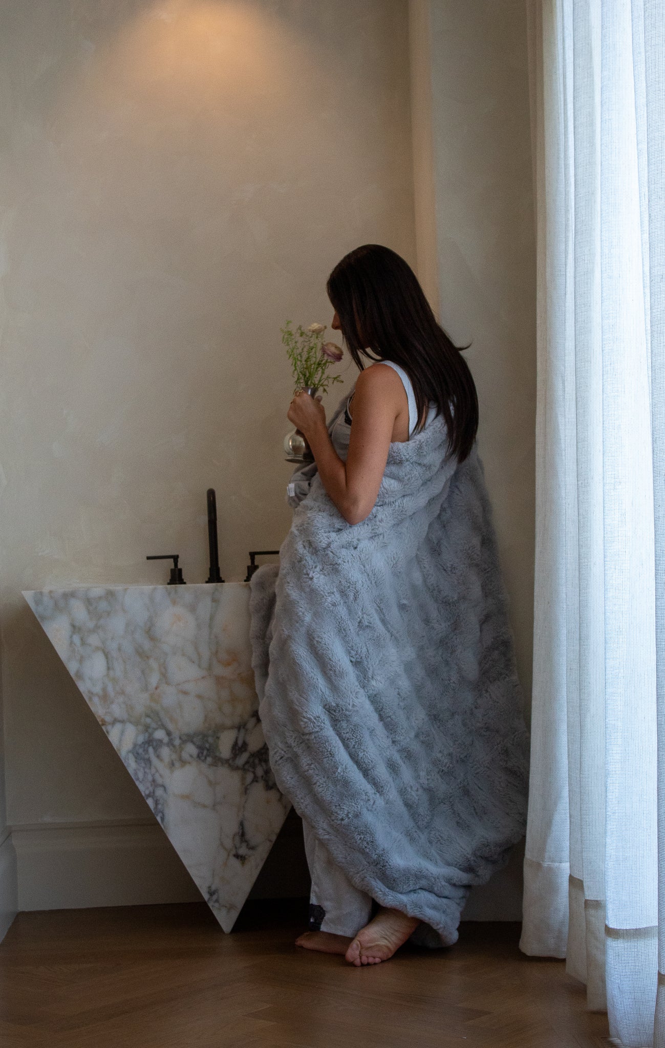 Jasmine Infused Gray Faux Fur Blanket