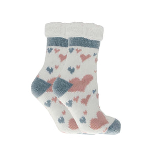 Lavender Scented Sherpa-Lined Heart Slipper Socks with Plush Pink Heart Keychain – Cozy Non-Slip Fuzzy Socks Gift Set for Women & Girls