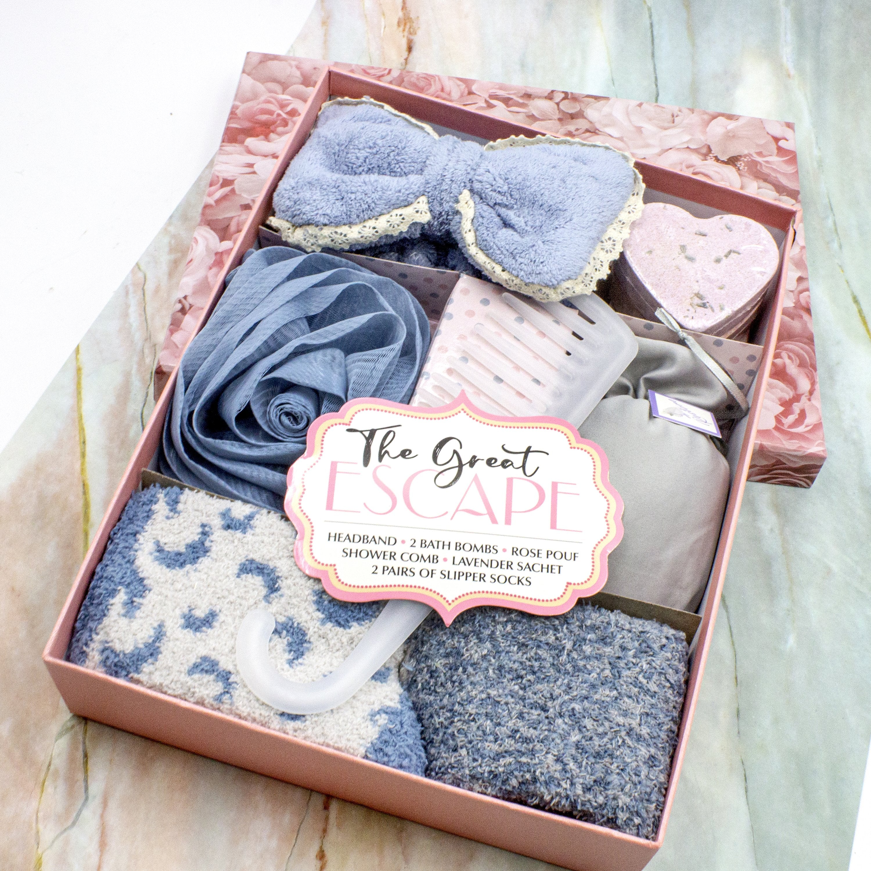 Gift Set - Pouf, Headband, Socks, Comb, Bath Boms